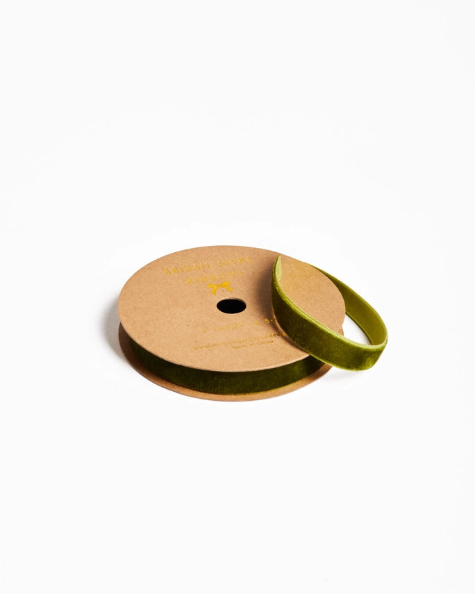Dania’s Velvet Moss Green Ribbon